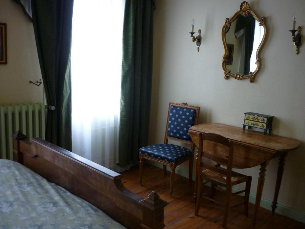 Chambres D'Hotes Le Jardin D'Alice Le Tilleul Стая снимка